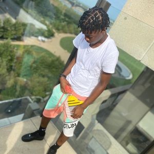 Meet your Posher, Amir